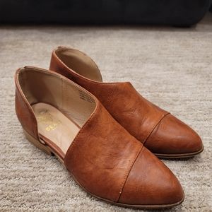 Beast Fashion Flat Shoes
